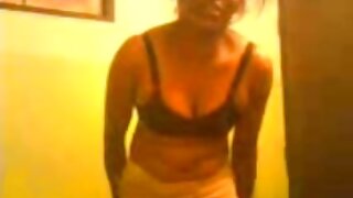 Nuostabi milf giliagerklės masyvi kaulai - 2022-02-19 03:20:33